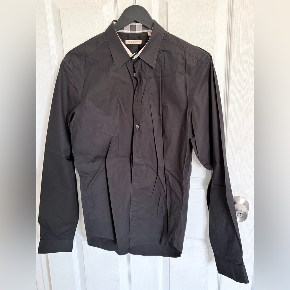 Burberry Men's Black Button-Up Shirt M